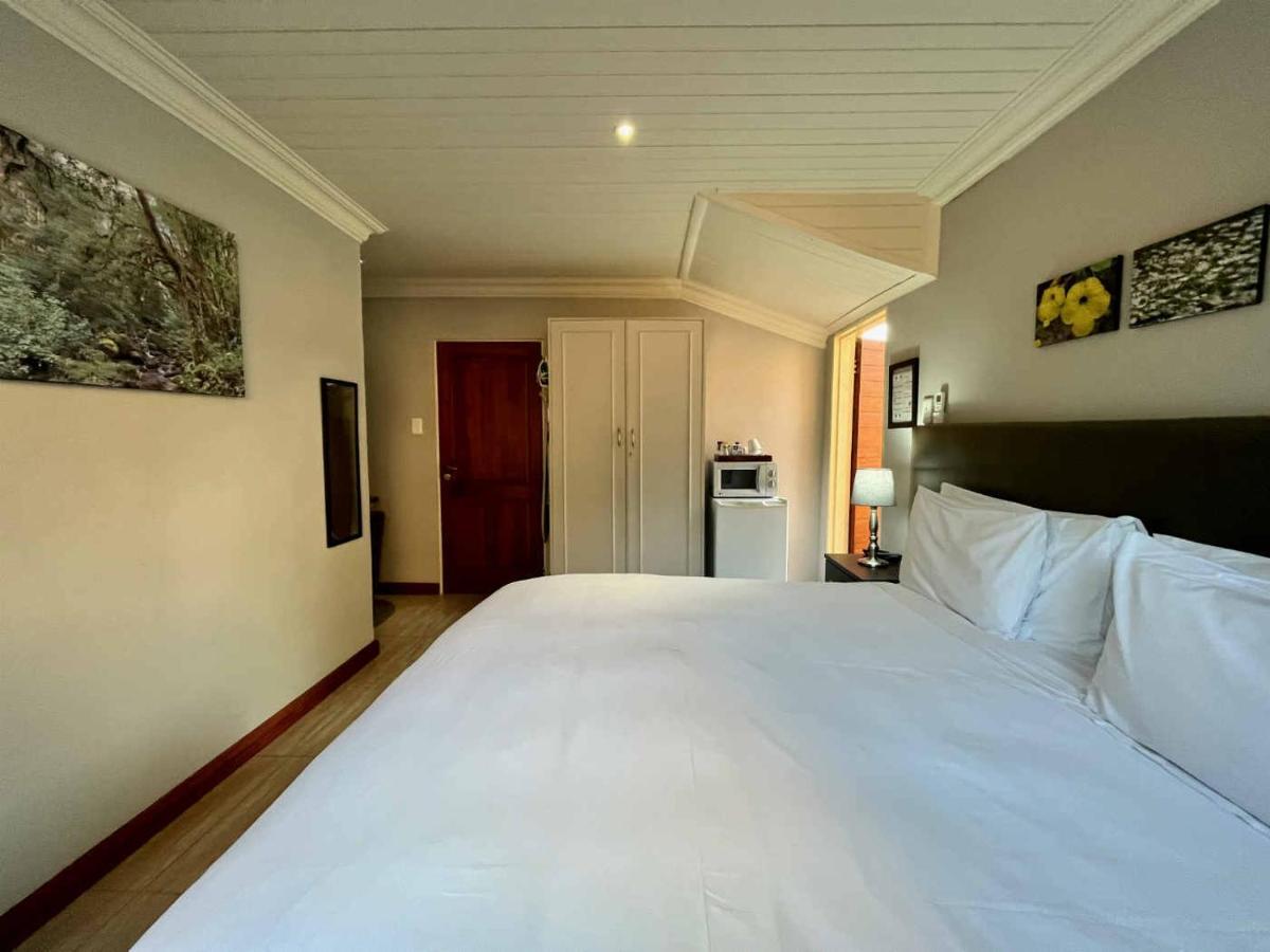 Ilanda Guest House White River Esterno foto