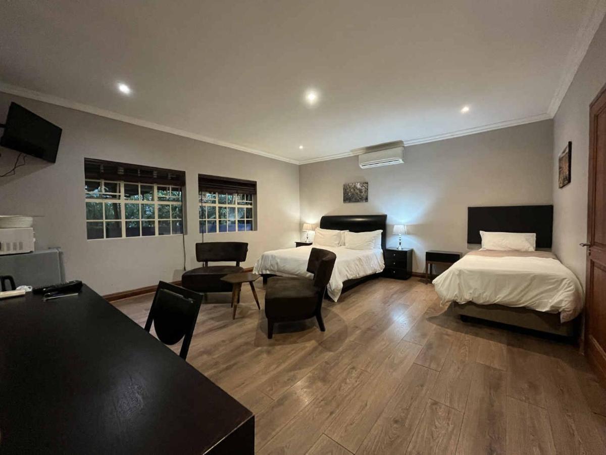 Ilanda Guest House White River Esterno foto